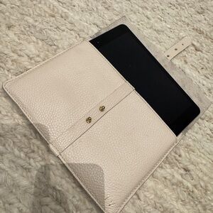 Tablet Folio Case - Cream Leather Sleeve Sheath TV IPad Case